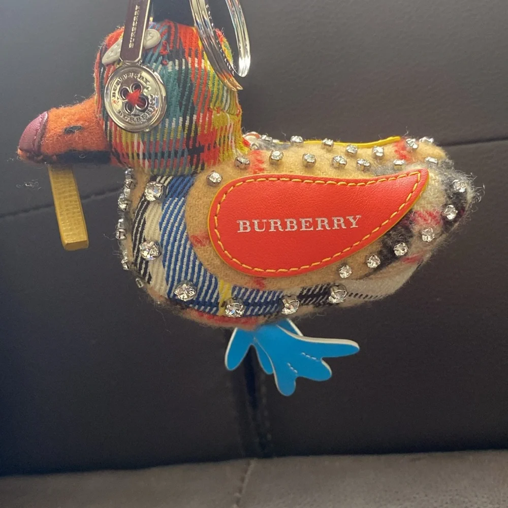 Keychain - Picture 3 of 8